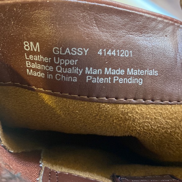 Boots - Picture 6 of 8